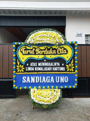 Papan Bunga Duka di Keteguhan